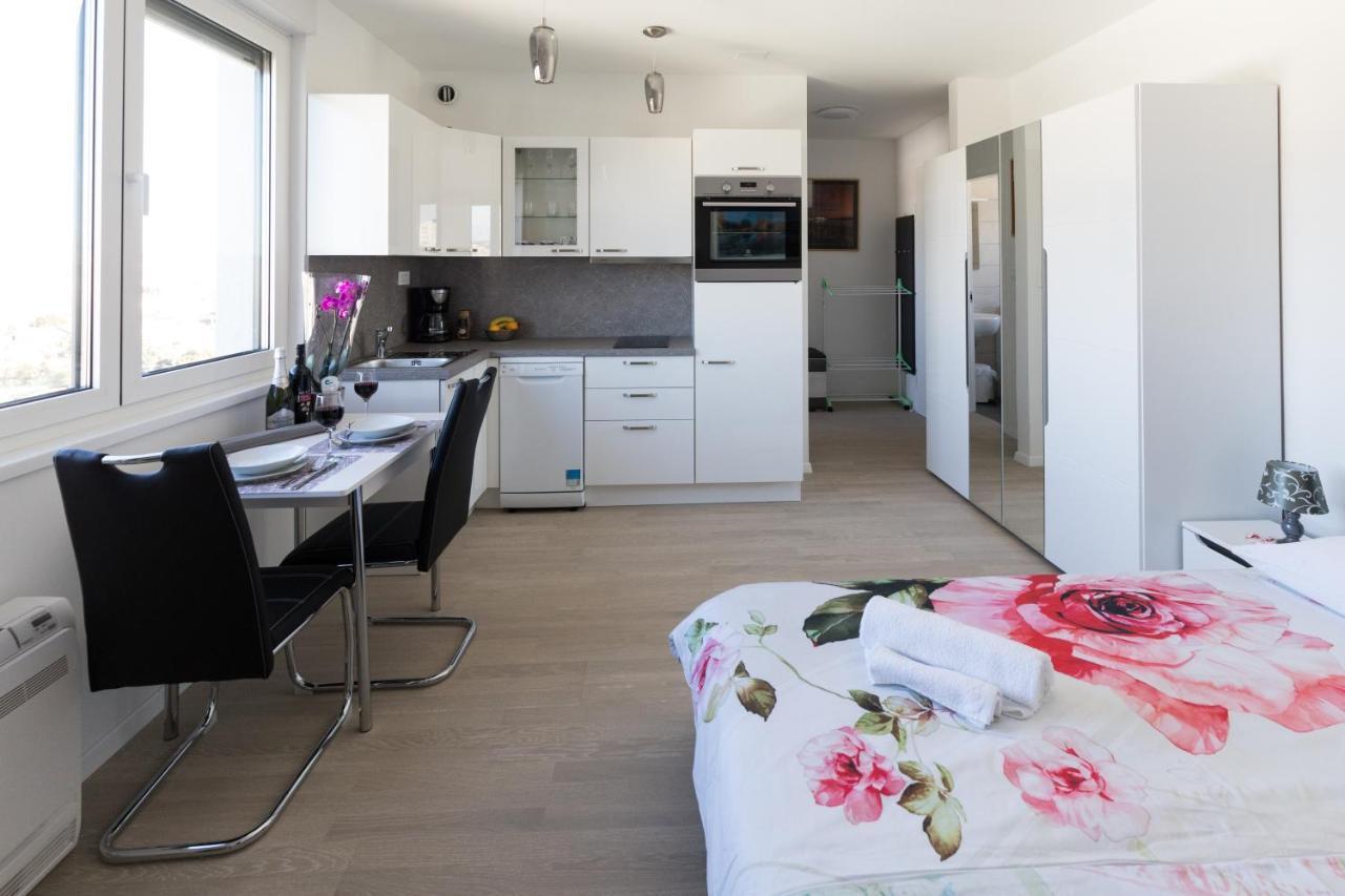 Studio Apartman Moonlight Zadar Ngoại thất bức ảnh